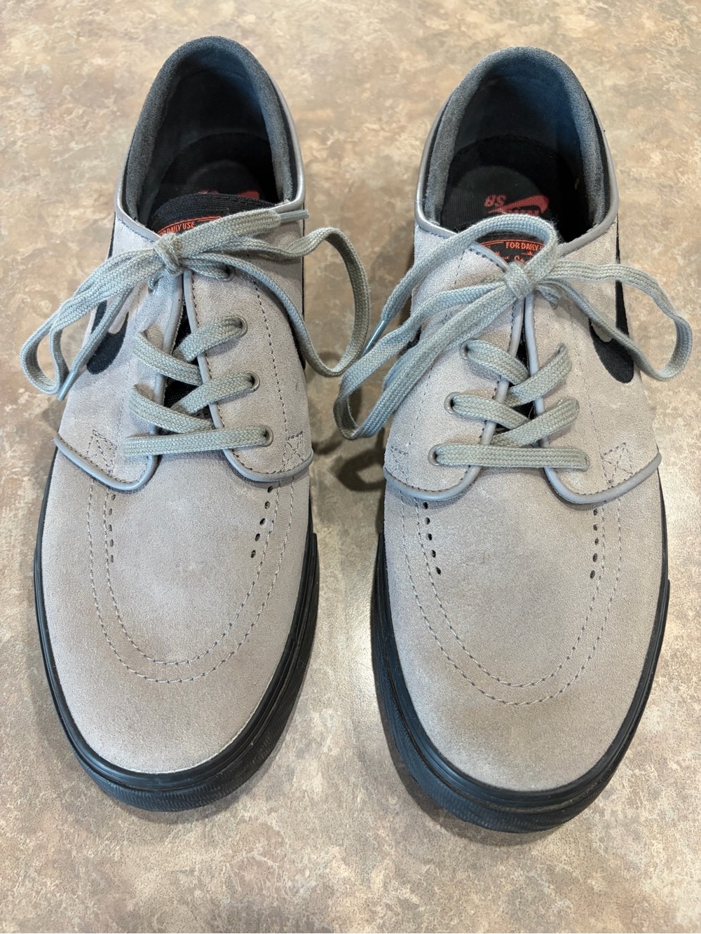 Nike Men's SB Stephan Janoski Light Gray & Black